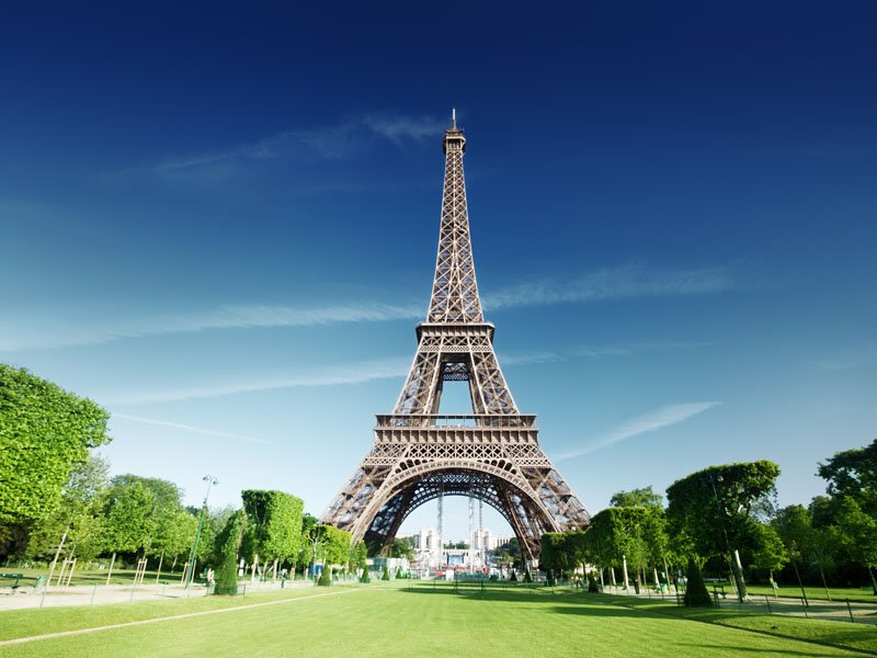 Like a Local City Guide: Paris Musts